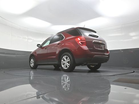 Used 2017 Chevrolet Equinox LT FWD image 9