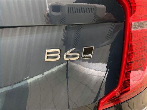 Used 2023 Volvo XC90 B6 Plus w/ Protection Package AWD/4WD image 30