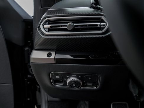 New 2026 Aston Martin V8 Vantage Roadster image 29