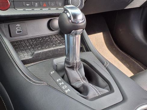 Used 2024 Ford Mustang GT Premium image 13