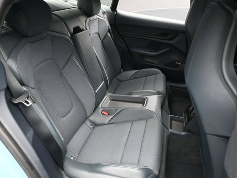 Used 2021 Porsche Taycan RWD image 31