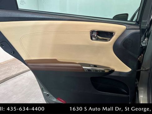 Used 2014 Toyota Avalon XLE Premium FWD image 18