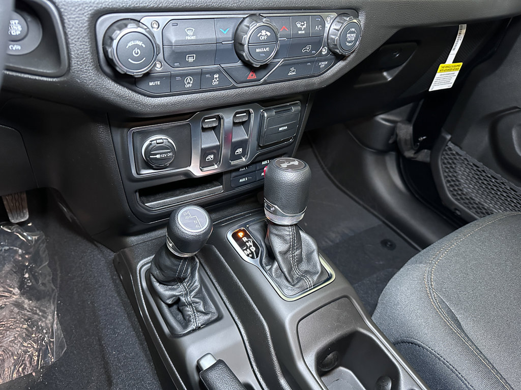 New 2026 Jeep Wrangler Sport AWD/4WD image 32