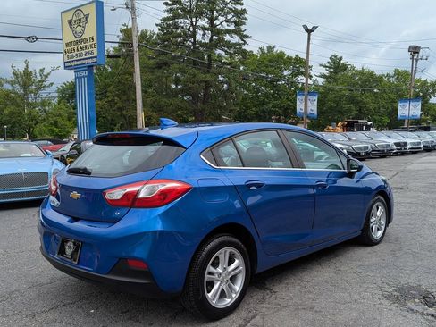 Used 2018 Chevrolet Cruze LT FWD image 7