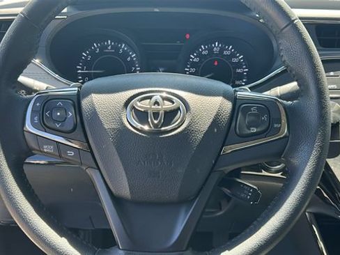 Used 2015 Toyota Avalon XLE Premium FWD image 19