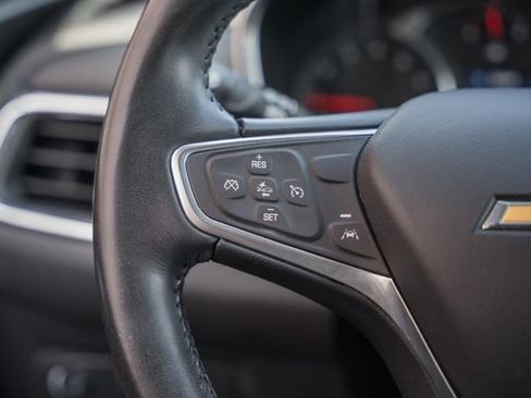 Used 2022 Chevrolet Equinox LT FWD image 36