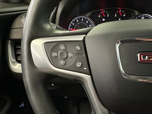 Certified 2023 GMC Terrain SLT w/ Elevation Edition image 8