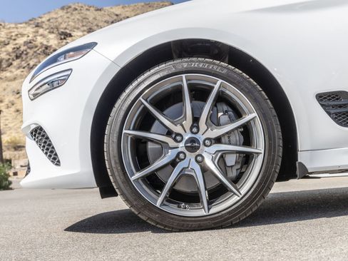 Used 2026 Genesis G70 2.5T Prestige RWD image 5