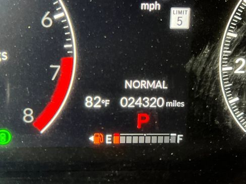 Certified 2024 Honda HR-V Sport image 19