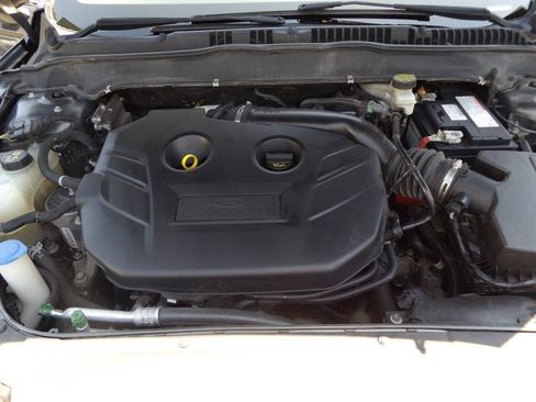 Used 2018 Ford Fusion Titanium AWD/4WD image 34