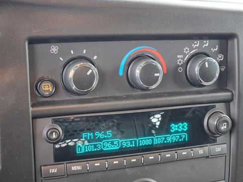 Used 2024 GMC Savana 2500 w/ Driver Convenience Package image 16