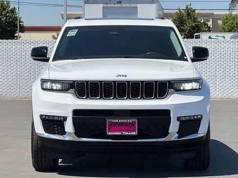 Used 2022 Jeep Grand Cherokee L Limited RWD image 10