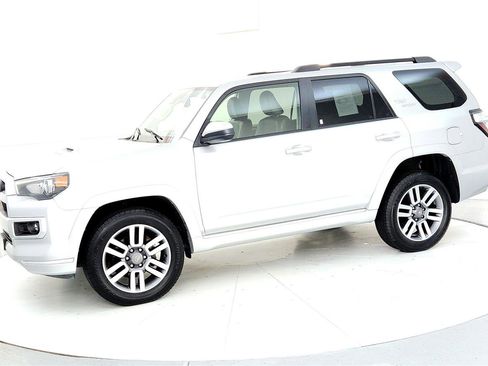 Certified 2022 Toyota 4Runner TRD Sport image 3