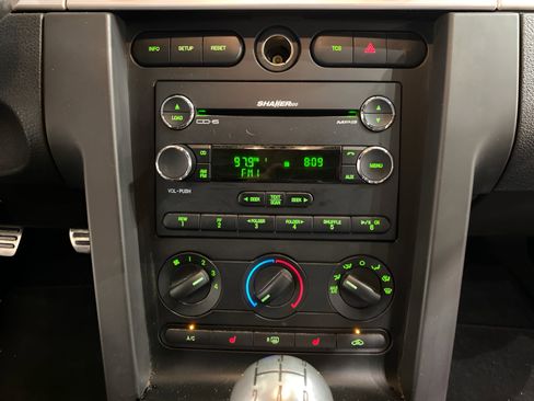 Used 2009 Ford Mustang GT image 14