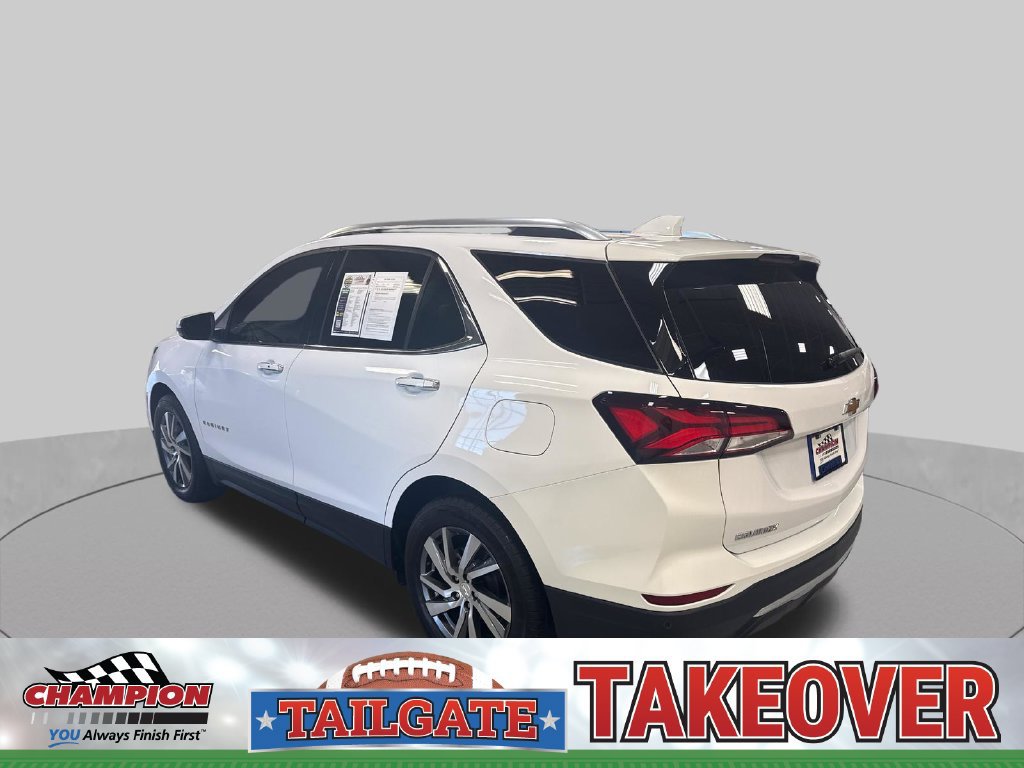 Used 2024 Chevrolet Equinox Premier FWD image 3