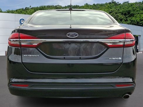 Certified 2018 Ford Fusion S image 5