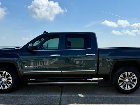 Used 2018 GMC Sierra 1500 SLT w/ Texas SLT Premium Package RWD image 8