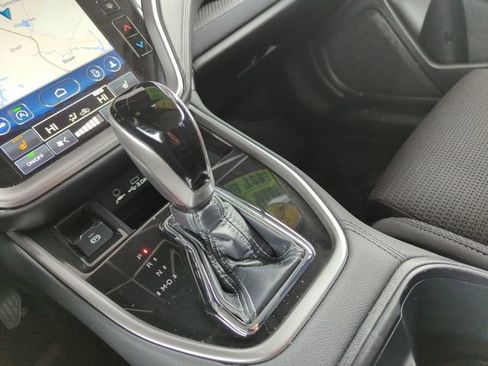 Used 2024 Subaru Outback Premium image 30