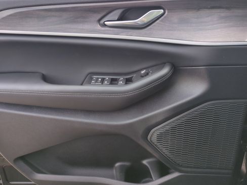 New 2026 Jeep Grand Cherokee Altitude AWD/4WD image 13