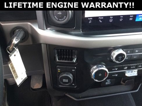 Used 2024 Ford F150 XLT image 19