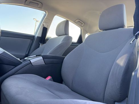 Used 2013 Toyota Prius Two FWD image 8