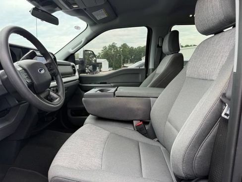 Used 2025 Ford F250 XLT AWD/4WD image 6