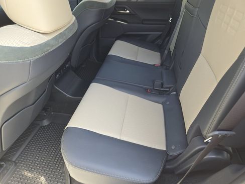 Certified 2025 Lexus GX 550 AWD/4WD image 29