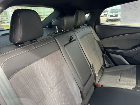 Used 2025 Ford Mustang Mach-E GT image 39