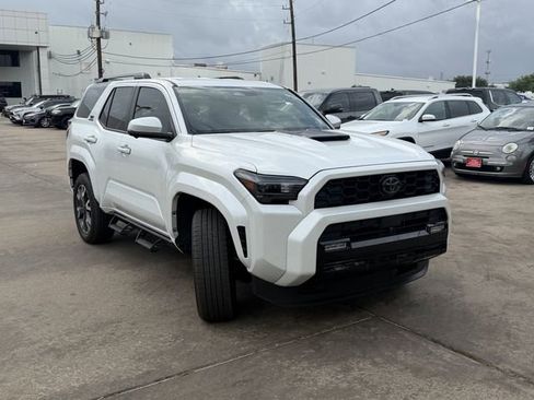 Certified 2025 Toyota 4Runner TRD Sport Premium image 3