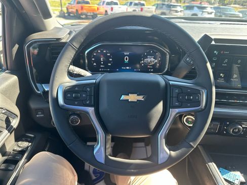 New 2026 Chevrolet Silverado 2500 LTZ w/ LTZ Premium Package image 18