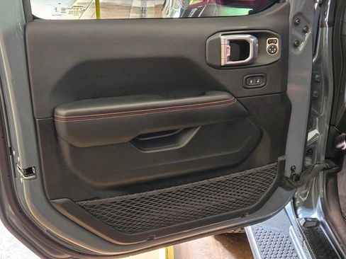 Used 2024 Jeep Wrangler Unlimited Rubicon 392 image 23