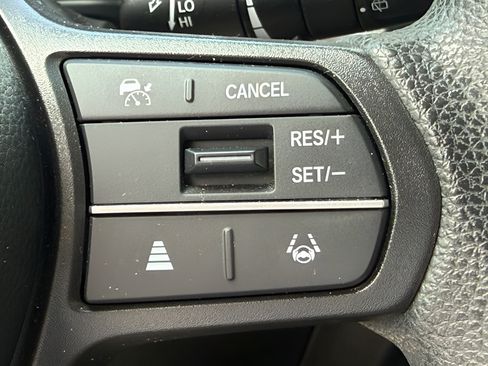 Certified 2024 Honda CR-V EX image 17