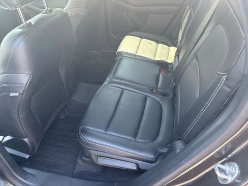 Used 2020 Ford Escape SEL FWD image 10