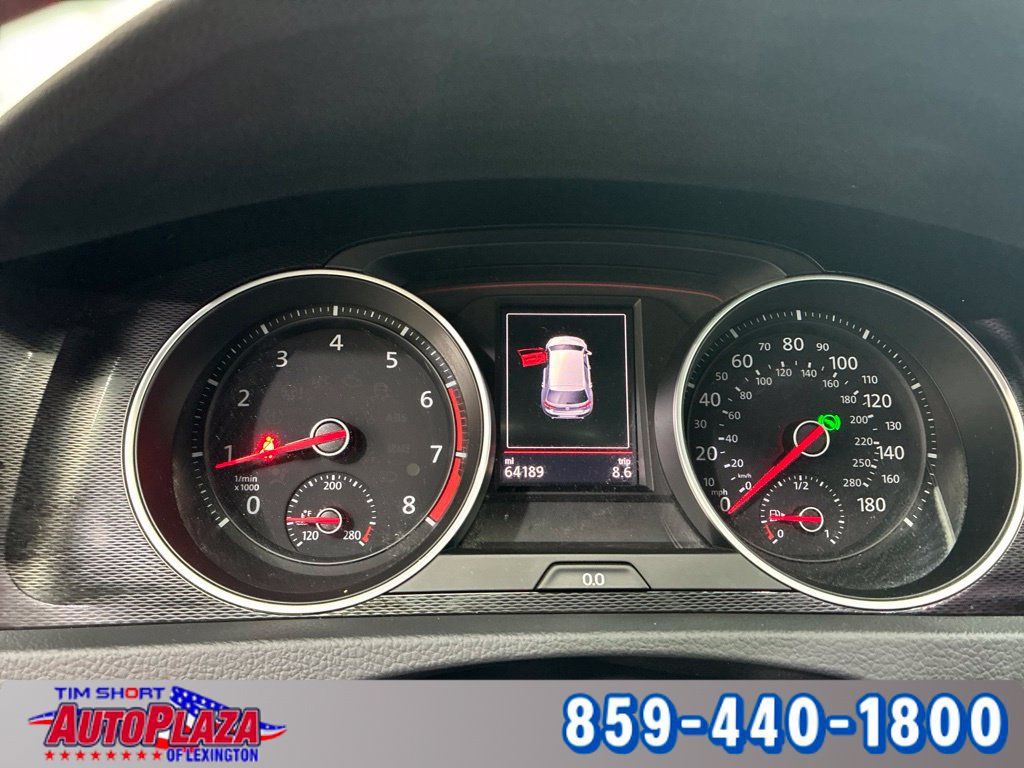 Used 2017 Volkswagen GTI SE FWD image 13
