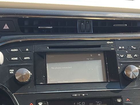 Used 2015 Toyota Avalon XLE image 27