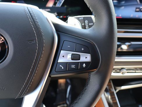 Used 2025 BMW X5 xDrive40i w/ Premium Package image 17