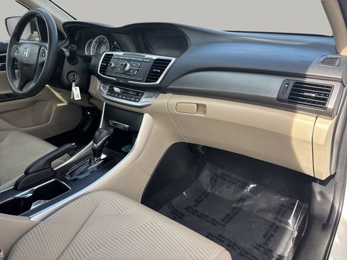 Used 2015 Honda Accord LX image 6