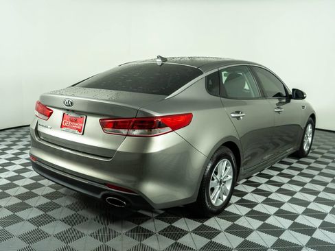 Used 2016 Kia Optima LX FWD image 6