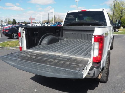 Used 2019 Ford F250 XLT AWD/4WD image 16