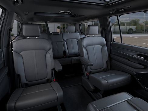 New 2026 Jeep Grand Wagoneer Limited AWD/4WD image 44