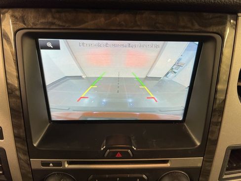 Used 2015 Ford Expedition Limited image 12