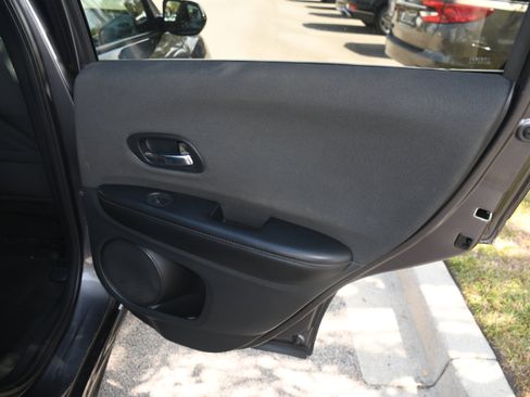 Used 2022 Honda HR-V Sport image 18