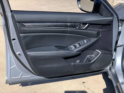 Used 2022 Honda Accord Sport image 21