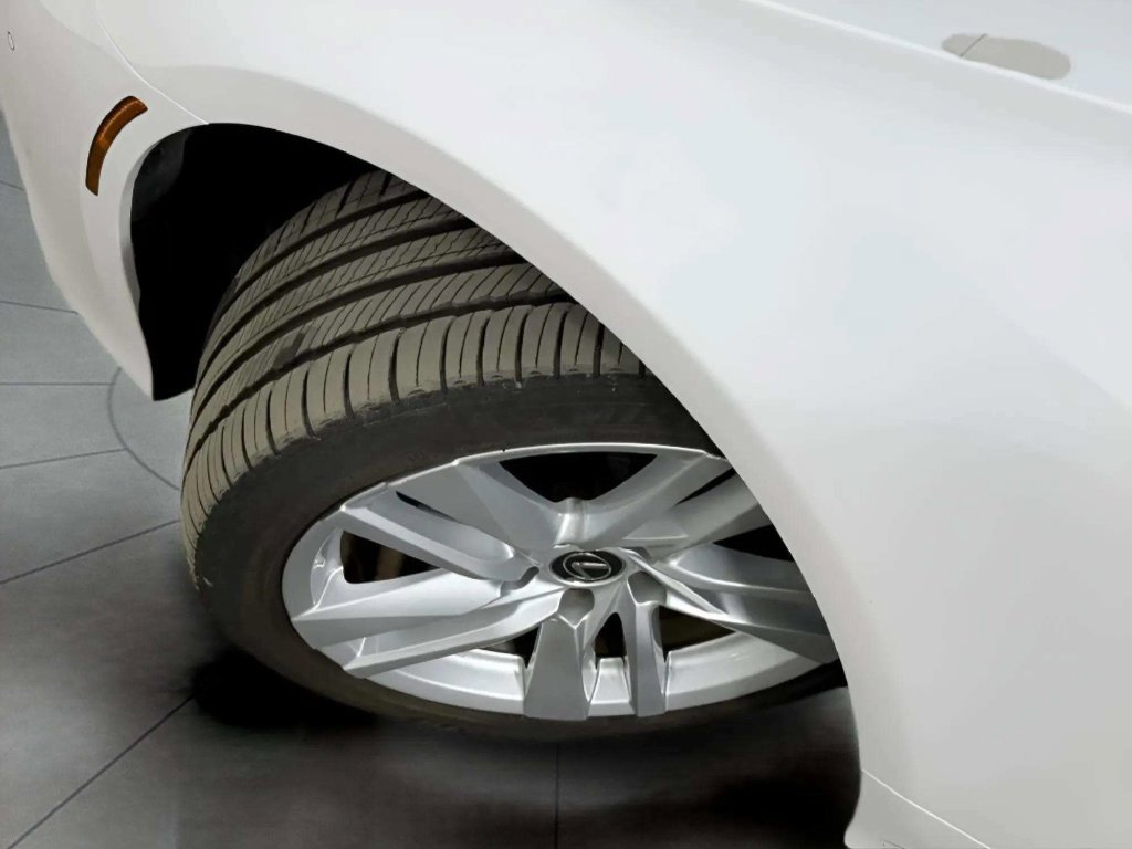 Used 2023 Lexus RC 300 RWD image 39