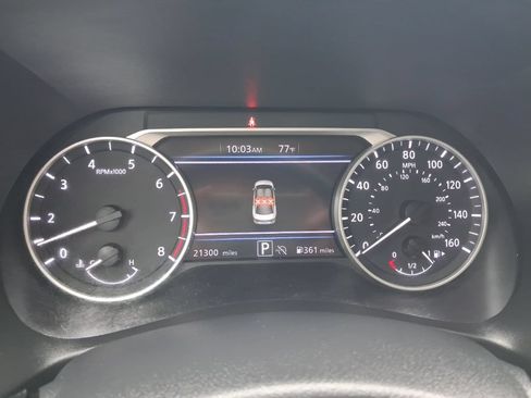 Used 2025 Nissan Sentra SV FWD image 2