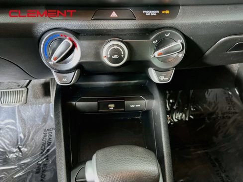Used 2022 Kia Rio LX FWD image 22