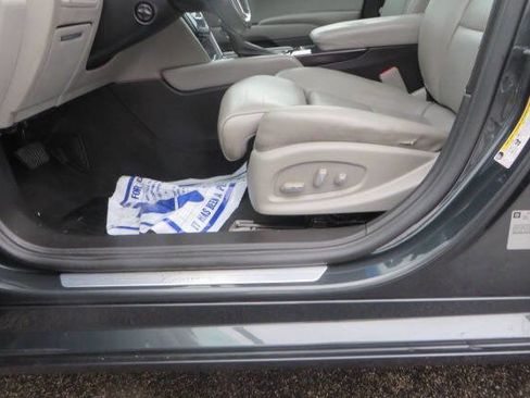 Used 2015 Cadillac XTS Premium image 12