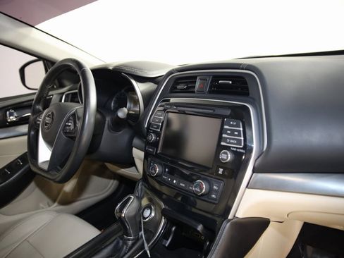Used 2019 Nissan Maxima 3.5 SV w/ Floor Mat Group image 41
