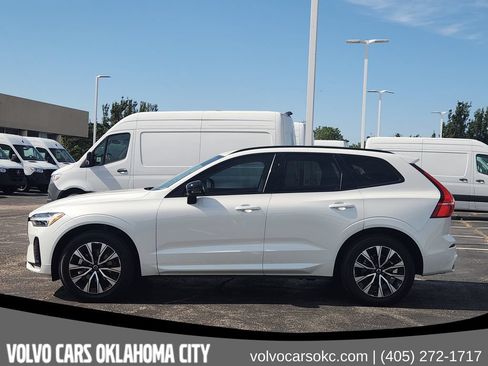 Certified 2024 Volvo XC60 B5 Core w/ Protection Package Premier AWD/4WD image 3