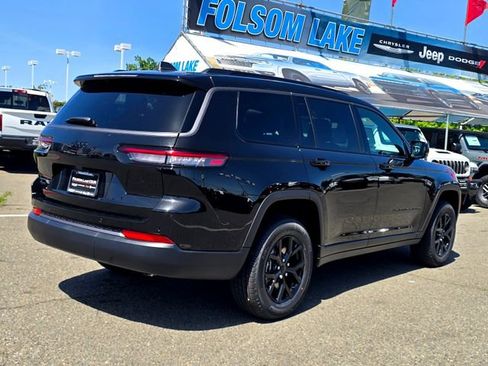 New 2026 Jeep Grand Cherokee L 4WD image 4